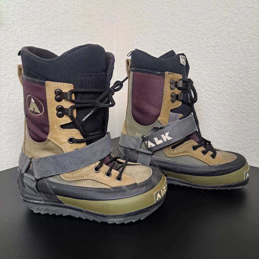 Airwalk Kiddos Unisex Size 5 Freeride Snowboard Boots Alma Kodiak Lace Up - Picture 3 of 9